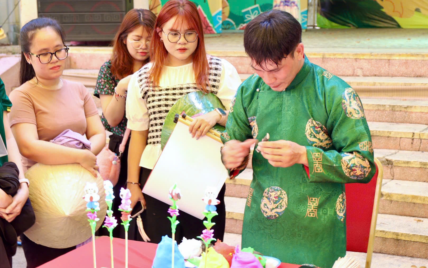 Gần 1 triệu người đổ về Thảo Cầm Viên nửa đầu năm- Ảnh 2.
