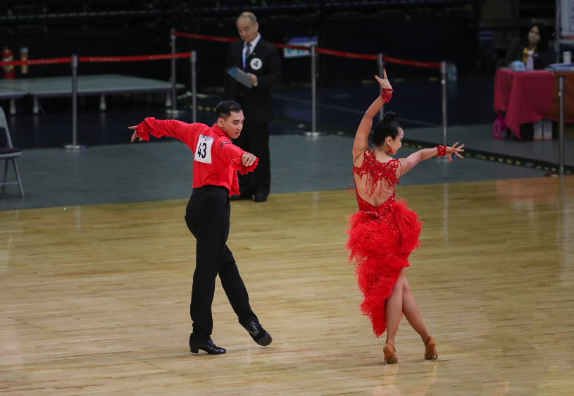  Cặp đ&ocirc;i dancesport Việt Nam v&ocirc; địch thế vận hội trung ni&ecirc;n - Ảnh 4.