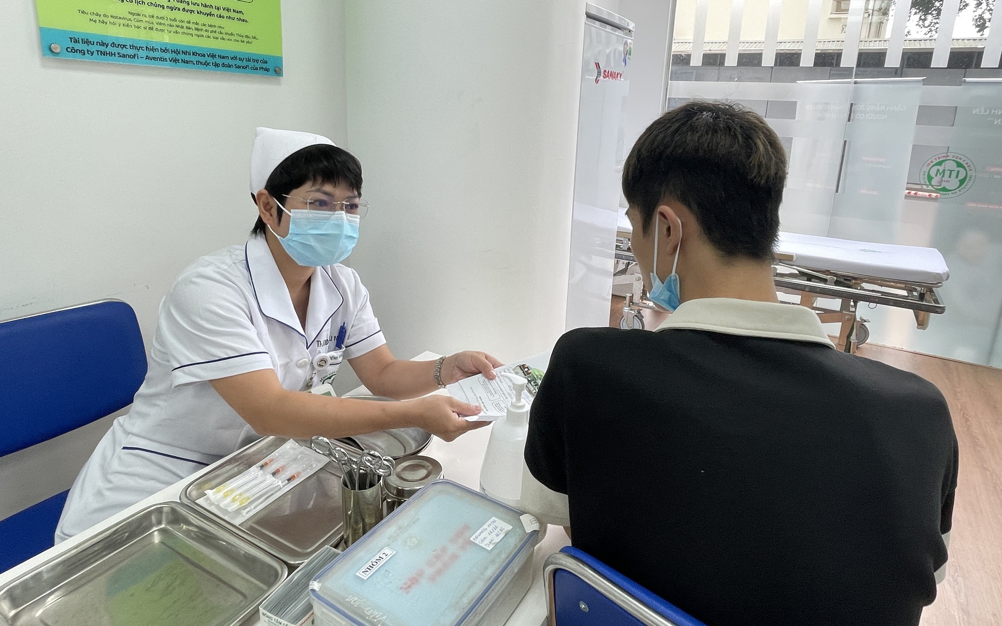 Đề xuất sẵn sàng nguồn thuốc điều trị COVID-19