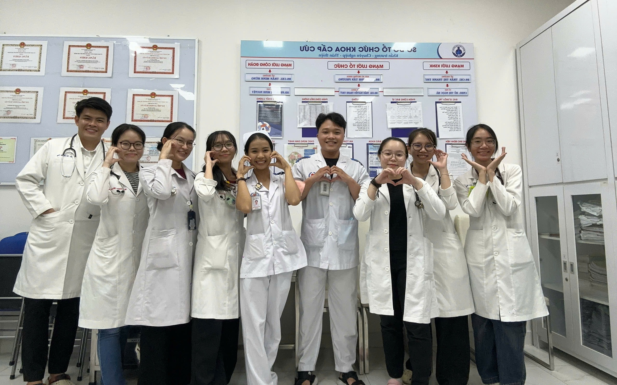 Lớp điều dưỡng đầu tiên được Bệnh viện Nhi Đồng 1 nhận vào làm việc 100%