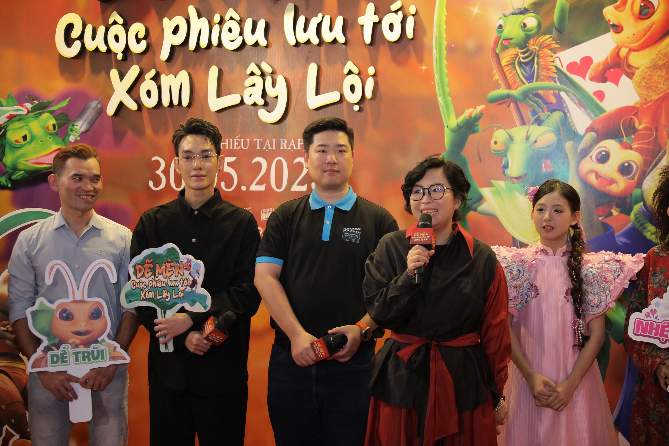 Loạt nghệ sĩ hào hứng chúc mừng "anh em Dế Mèn"- Ảnh 4.