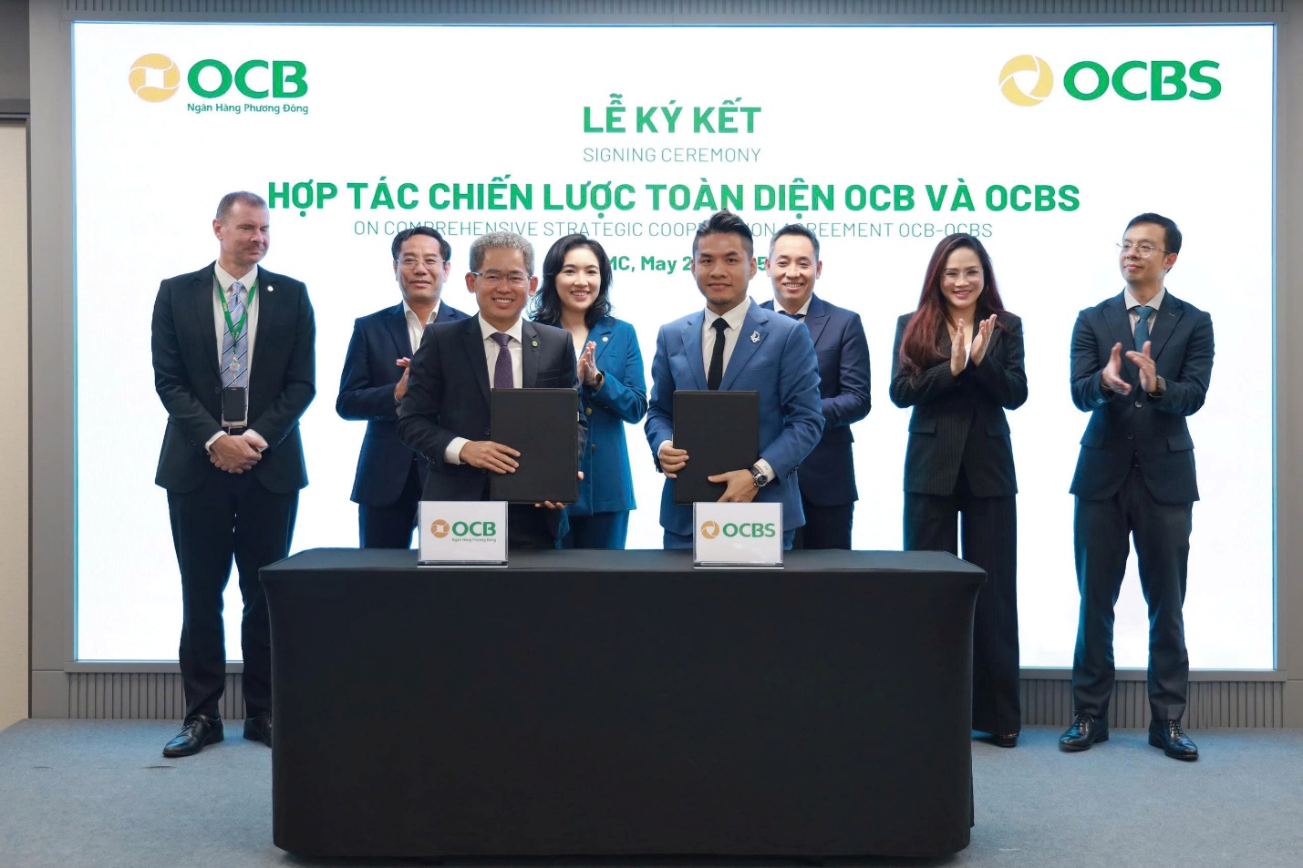 OCB ký kết hợp tác chiến lược toàn diện cùng công ty chứng khoán OCBS- Ảnh 1.