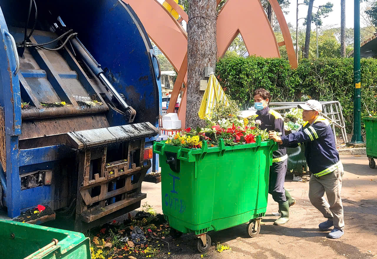 Thủ tướng ph&aacute;t động phong tr&agrave;o to&agrave;n d&acirc;n bảo vệ m&ocirc;i trường ch&agrave;o mừng kỷ niệm 80 năm Quốc kh&aacute;nh 2-9- Ảnh 1.