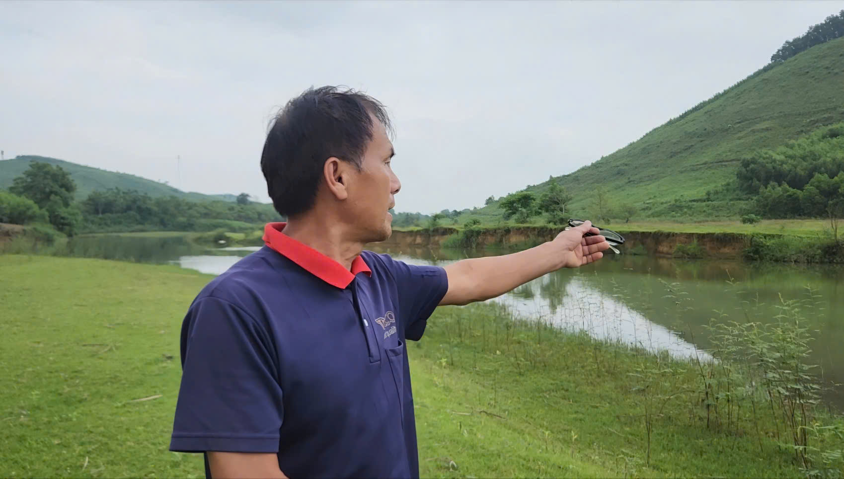 Tỉnh y&ecirc;u cầu dừng, doanh nghiệp vẫn cho t&agrave;u rầm rộ h&uacute;t c&aacute;t- Ảnh 6.