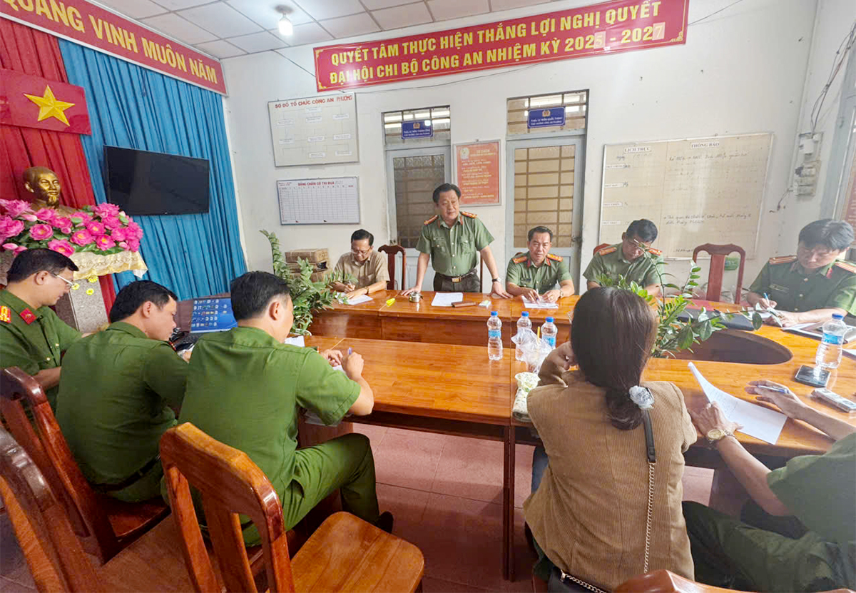 &Aacute;n mạng nghi&ecirc;m trọng ở An Giang - Ảnh 1.