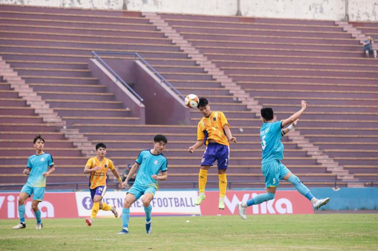 Diễn biến mới vụ CLB Ph&uacute; Thọ bị FIFA đ&aacute;nh rớt hạng- Ảnh 1.