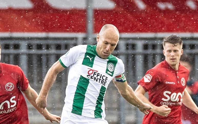 Arjen Robben chuyển sang nghiệp huấn luyện