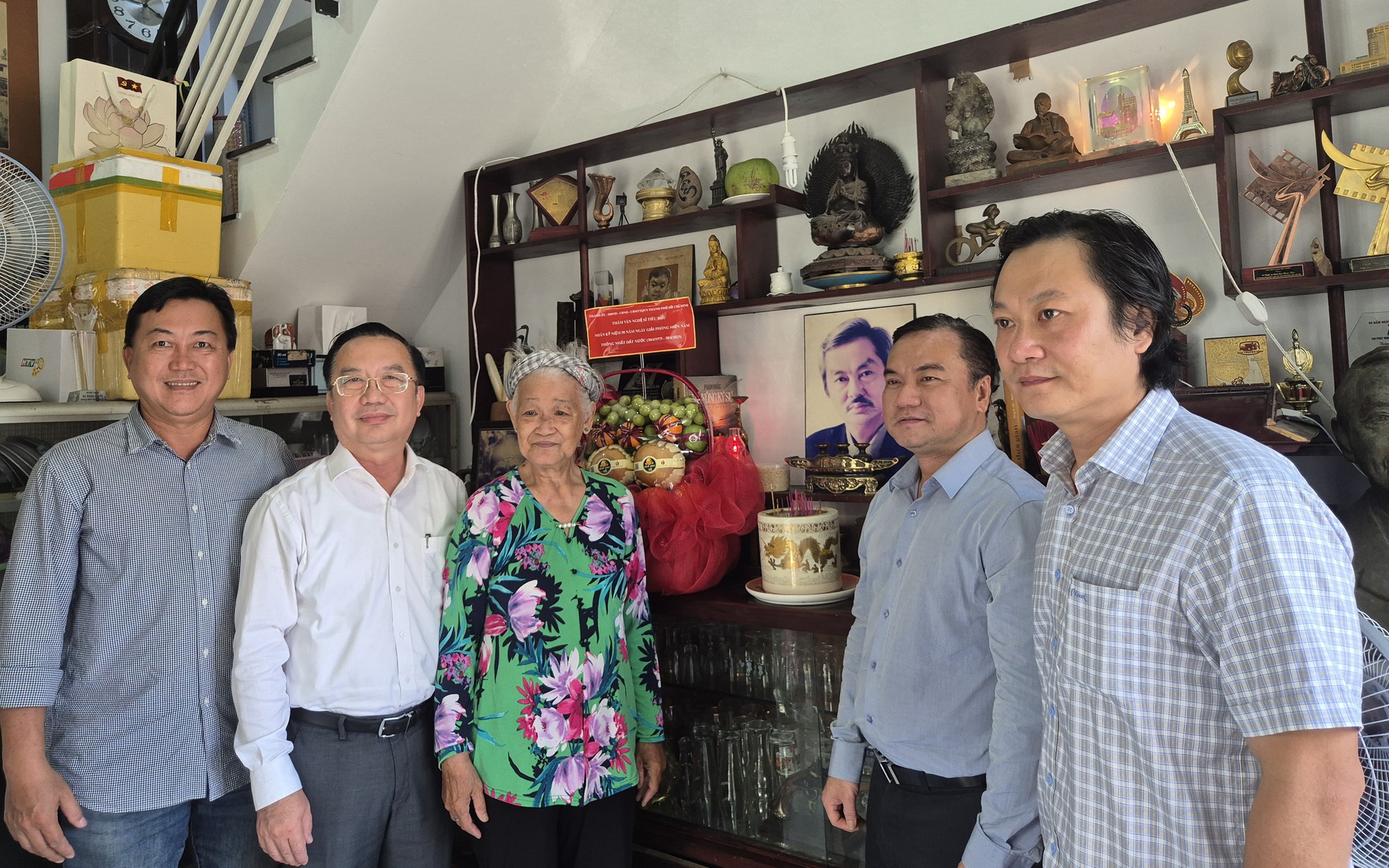 Tri &acirc;n nhạc sĩ Trần Long Ẩn v&agrave; NSƯT Phi Yến- Ảnh 2.