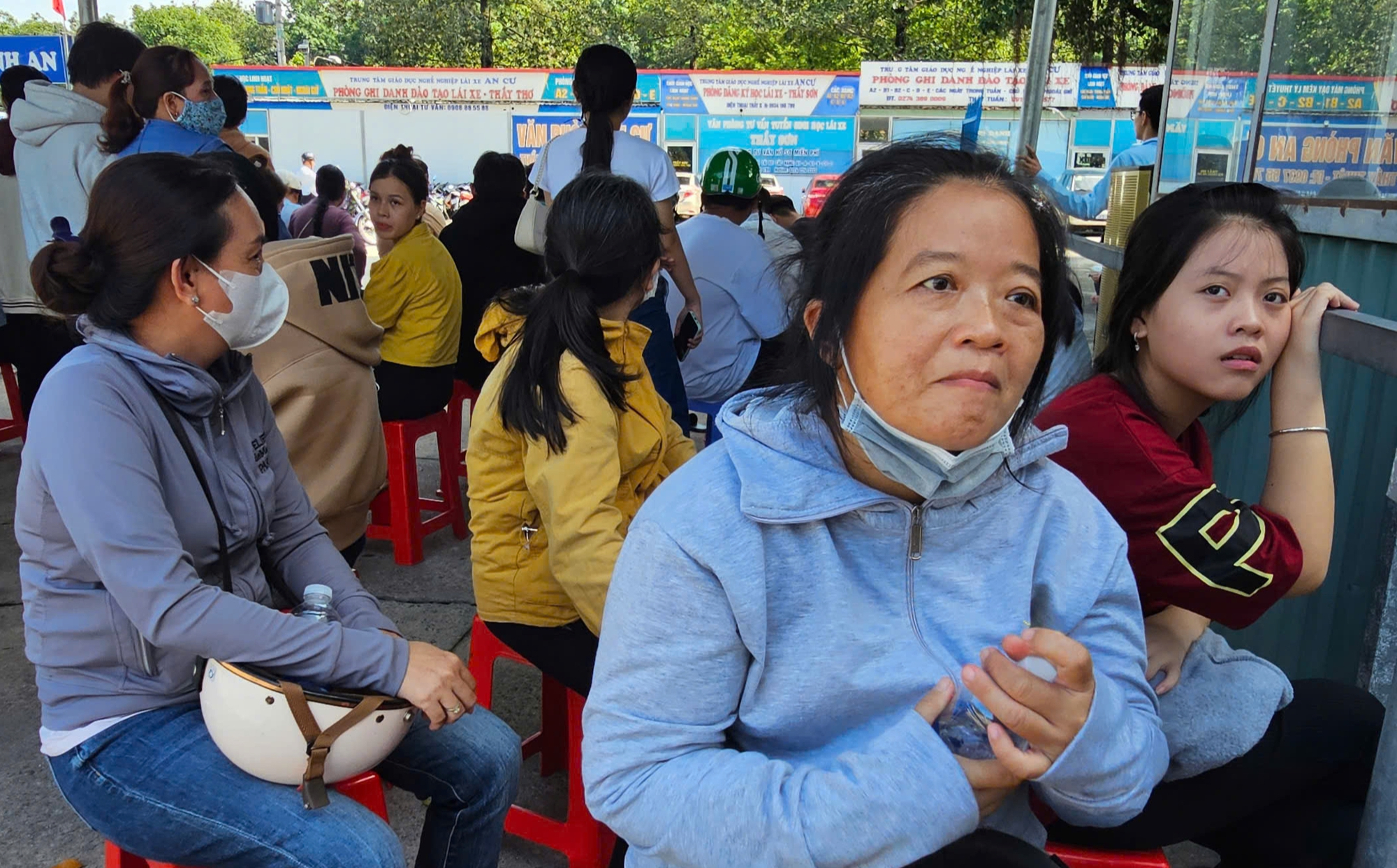 Những h&igrave;nh ảnh về kỳ s&aacute;t hạch l&aacute;i xe đầu ti&ecirc;n được Cảnh s&aacute;t giao th&ocirc;ng B&igrave;nh Dương tổ chức- Ảnh 10.