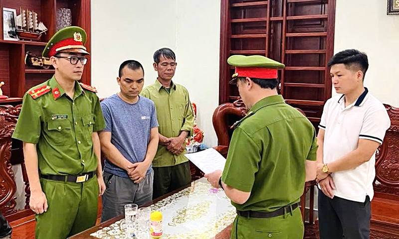 Quảng Bình: Triệt phá đường dây mua bán hóa đơn "ma" gần 350 tỉ đồng - Ảnh 2.