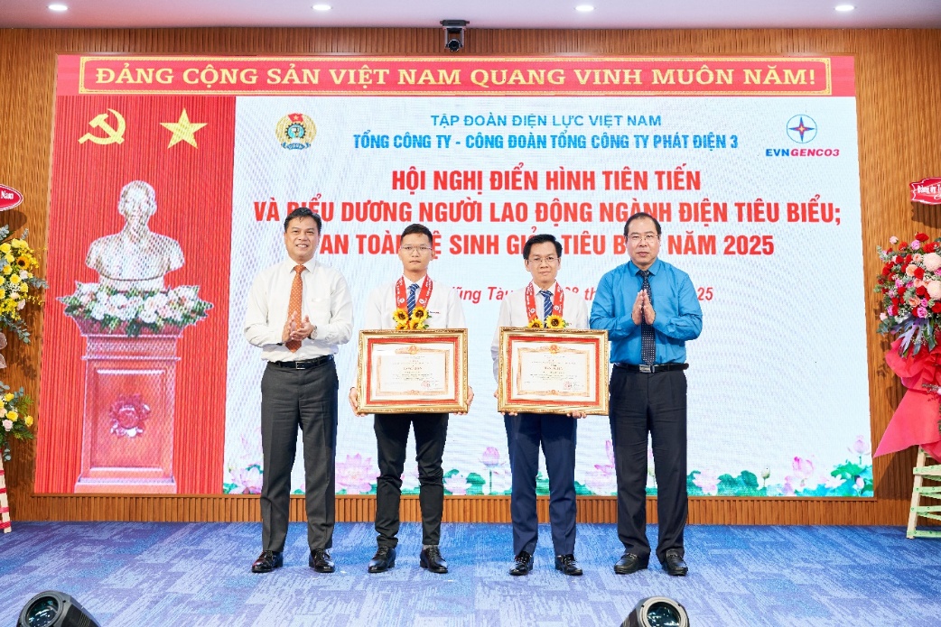 EVNGENCO3 tuy&ecirc;n dương c&aacute; nh&acirc;n ti&ecirc;u biểu, ph&aacute;t động phong tr&agrave;o thi đua s&aacute;ng tạo- Ảnh 2.