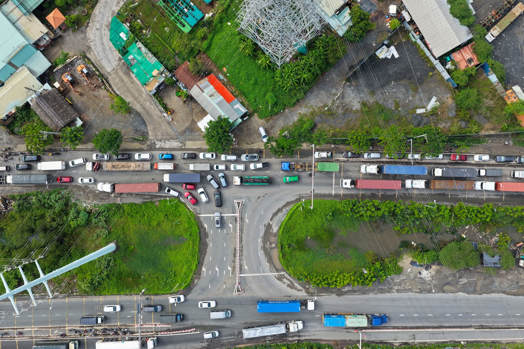 Tai nạn liên hoàn gây ùn tắc kéo dài trên cao tốc TP HCM - Long Thành - Dầu Giây- Ảnh 5.