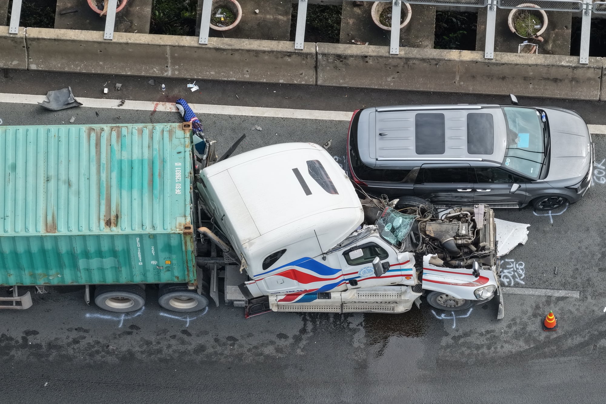 Tai nạn liên hoàn gây ùn tắc kéo dài trên cao tốc TP HCM - Long Thành - Dầu Giây- Ảnh 9.