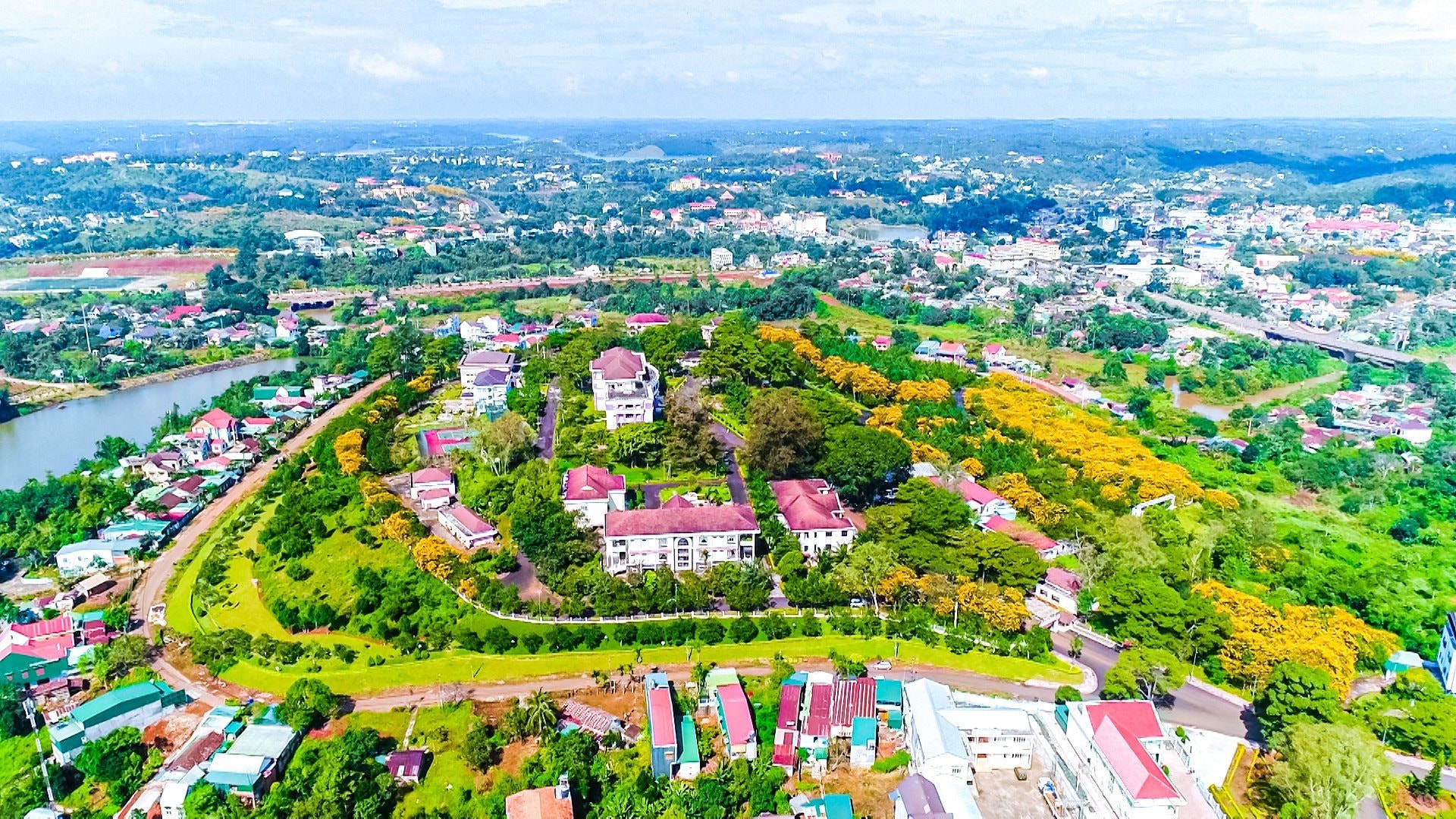Diễn biến mới vụ đồng ý sáp nhập địa giới nhưng đề nghị… không nhận cán bộ- Ảnh 1.