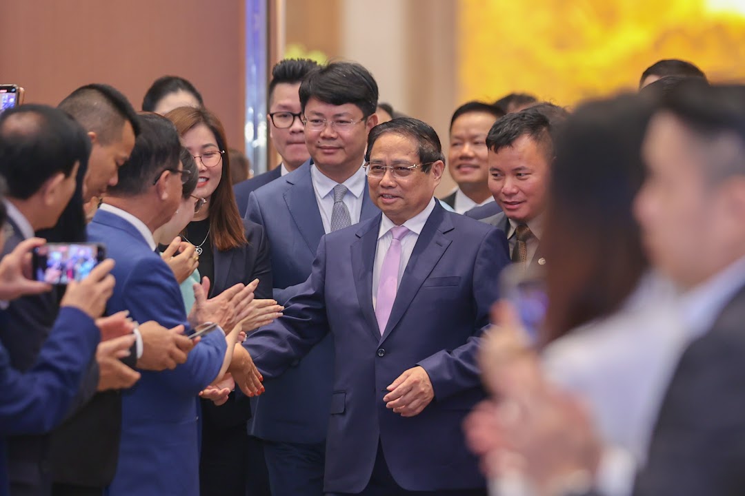 Thủ tướng: Mỗi người đóng góp, mỗi nhà đóng góp để "thay đổi trạng thái, xoay chuyển tình hình"- Ảnh 1.