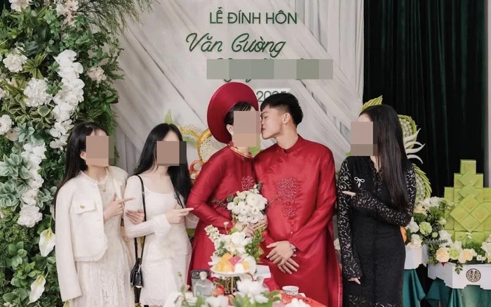 Thực hư tấm ảnh Hồ Văn Cường "cưới vợ" gây xôn xao