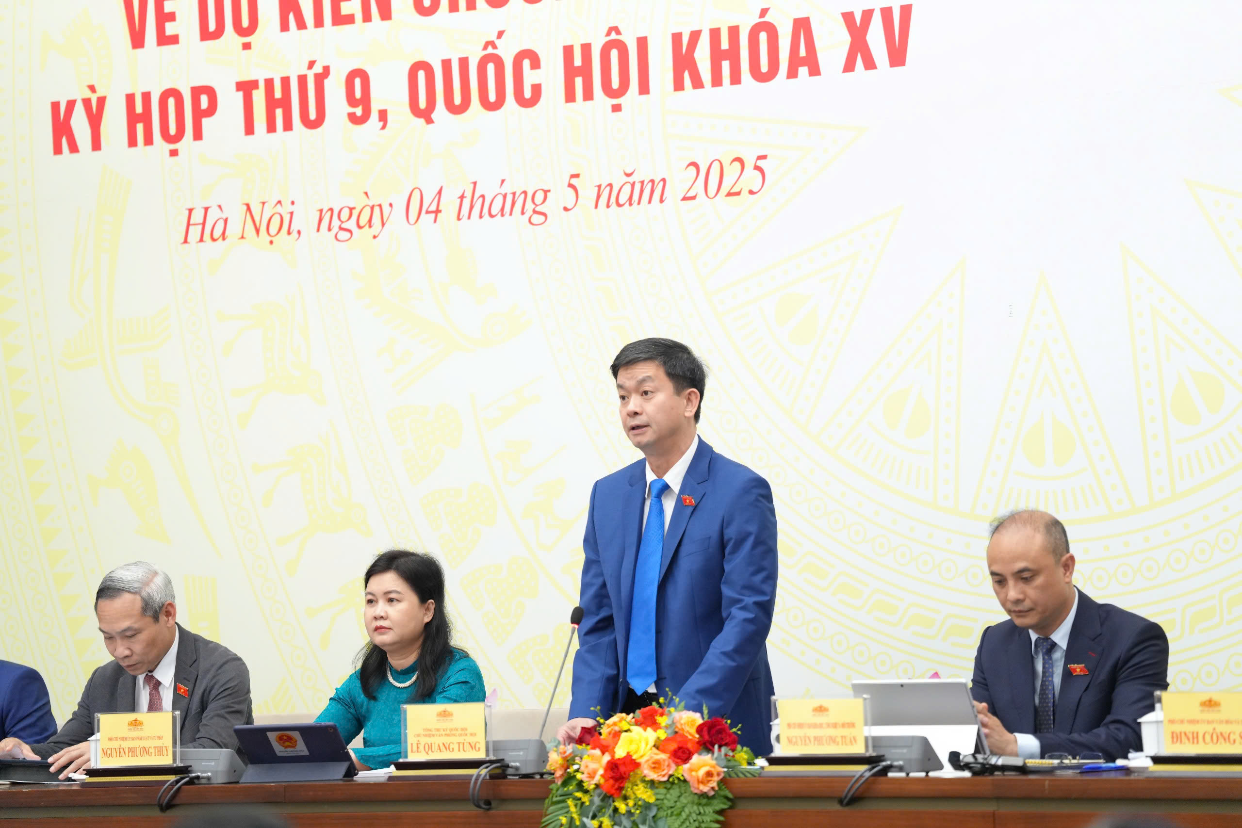 Kỳ họp thứ 9, Quốc hội sẽ xem xét, quyết định 54 nội dung về lập hiến, lập pháp- Ảnh 1.