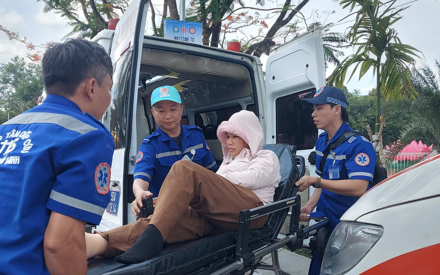 Hơn 270 người được cấp cứu trong Đại lễ Vesak 2025 tại TP HCM