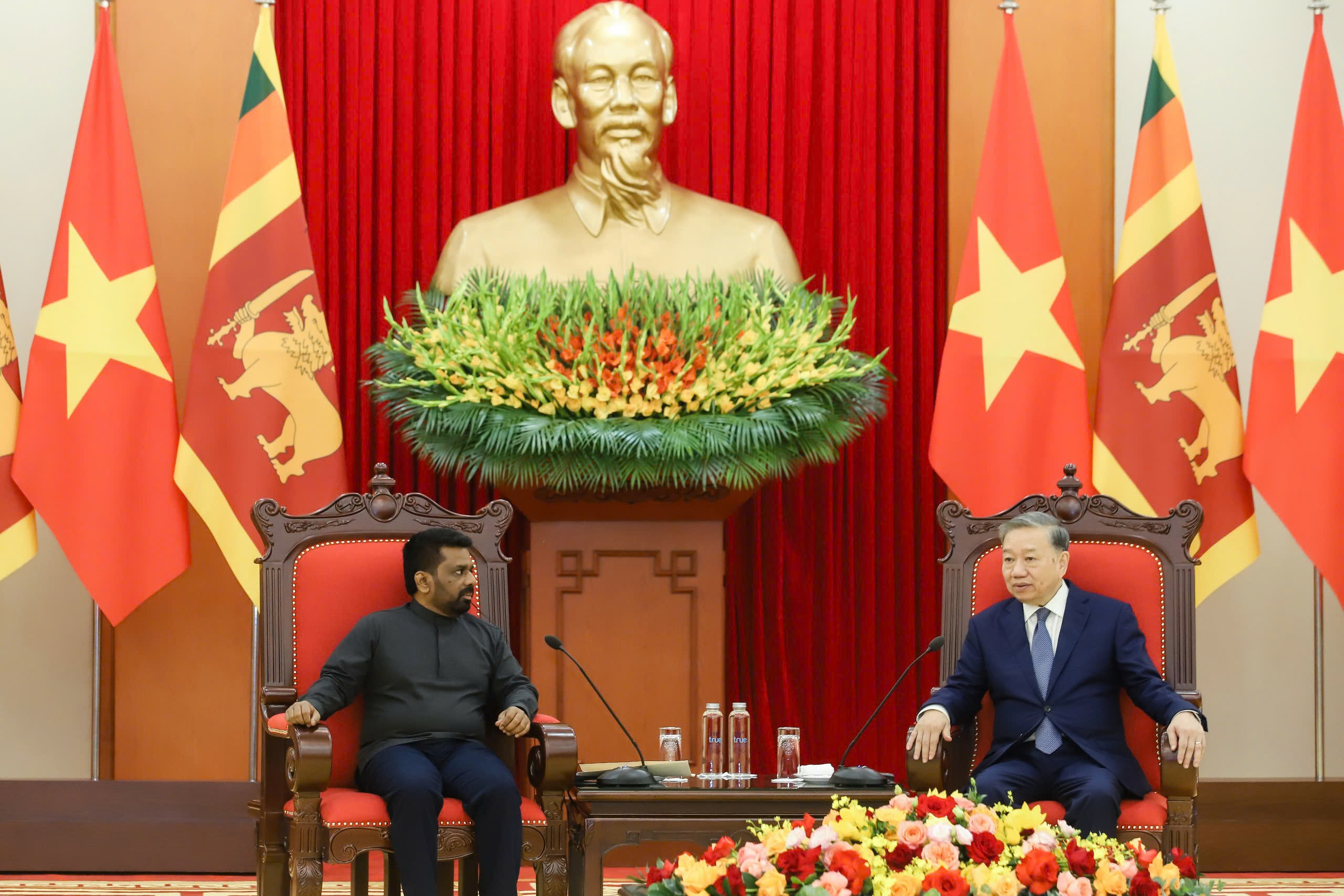 Tổng Bí thư Tô Lâm tiếp Tổng thống Sri Lanka- Ảnh 4.