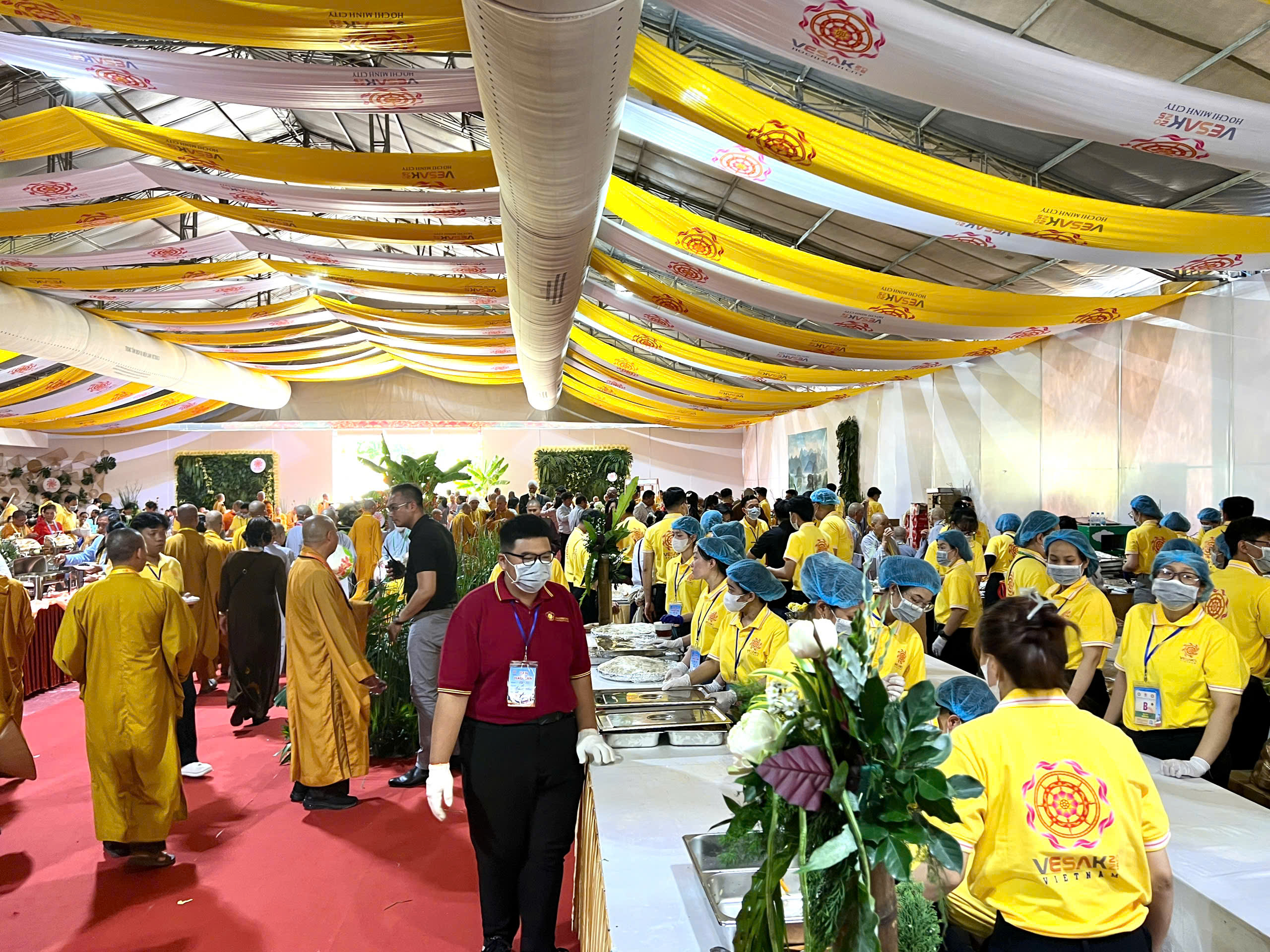 Saigontourist Group huy động tr&ecirc;n 300 nh&acirc;n sự phục vụ Đại lễ Vesak Li&ecirc;n Hợp Quốc 2025- Ảnh 2.