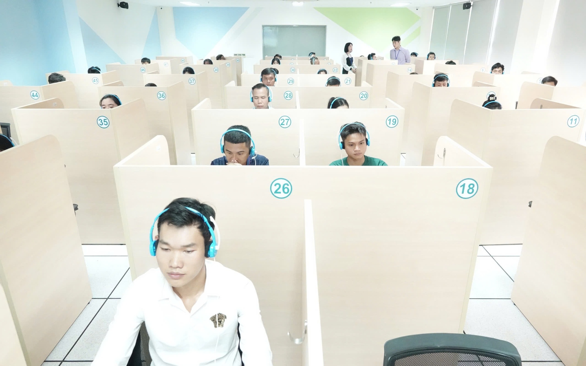 Hơn 22.000 lao động Việt Nam “tranh” 3.300 suất đi Hàn Quốc làm việc