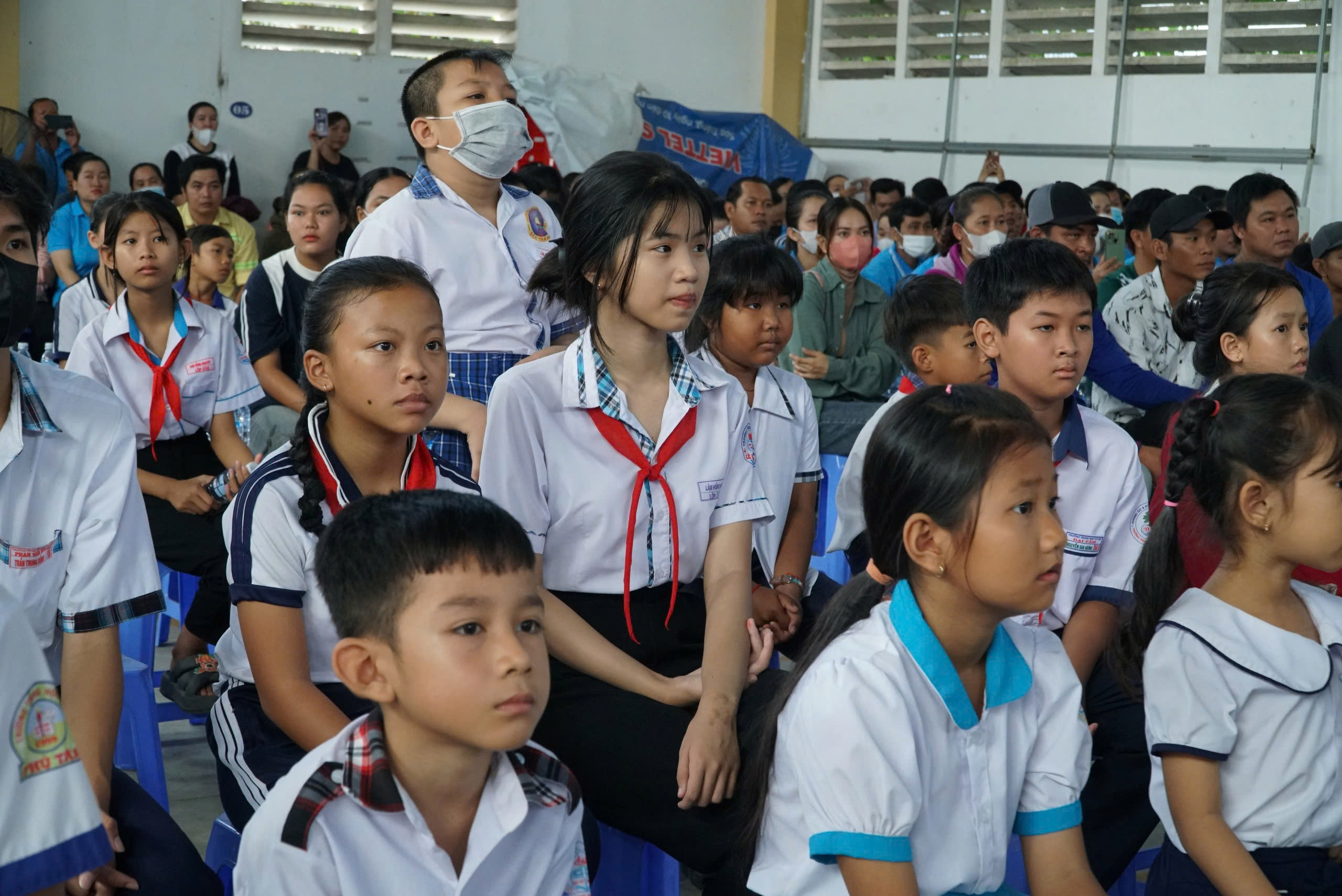 B&agrave;i h&aacute;t &ldquo;Viết tiếp c&acirc;u chuyện h&ograve;a b&igrave;nh&rdquo; xuất hiện tại sự kiện lớn ở S&oacute;c Trăng - Ảnh 7.
