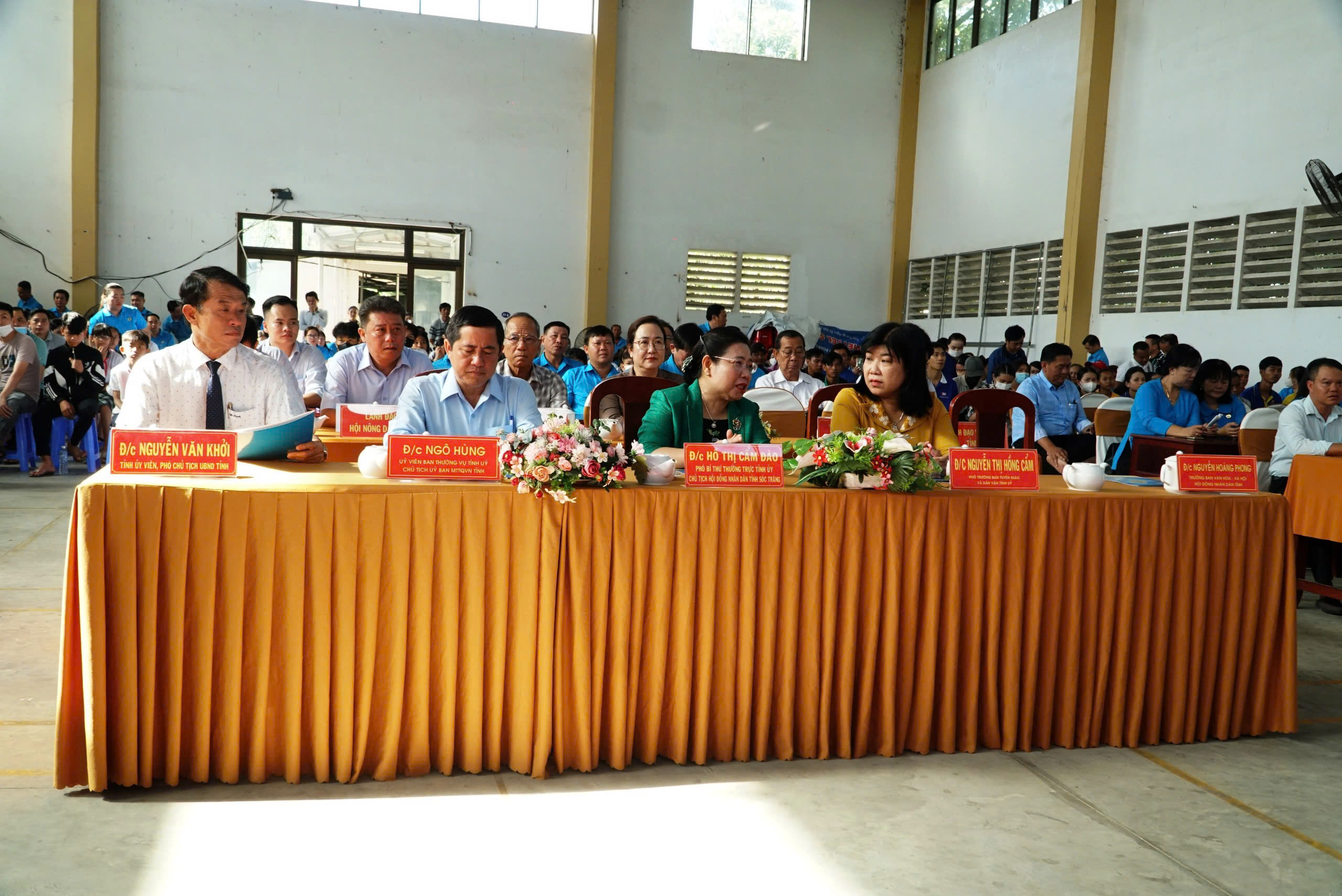 B&agrave;i h&aacute;t &ldquo;Viết tiếp c&acirc;u chuyện h&ograve;a b&igrave;nh&rdquo; xuất hiện tại sự kiện lớn ở S&oacute;c Trăng - Ảnh 1.