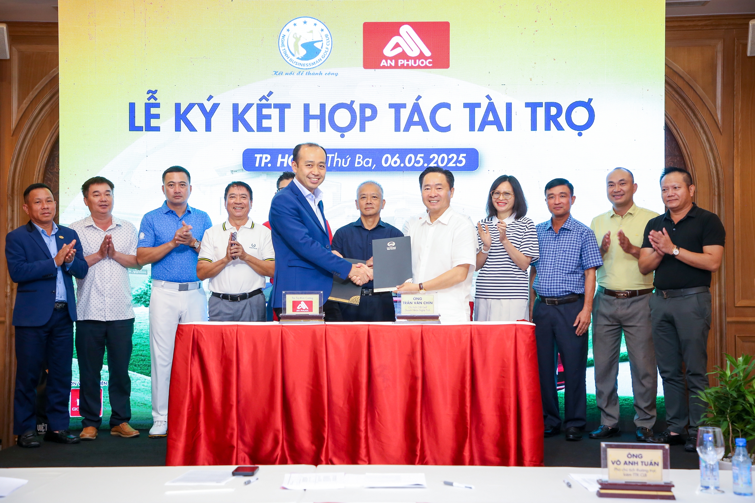 C&acirc;u lạc bộ Golf Doanh nh&acirc;n Nghệ Tĩnh tổ chức giải kỷ niệm ng&agrave;y sinh Hồ Chủ tịch- Ảnh 4.