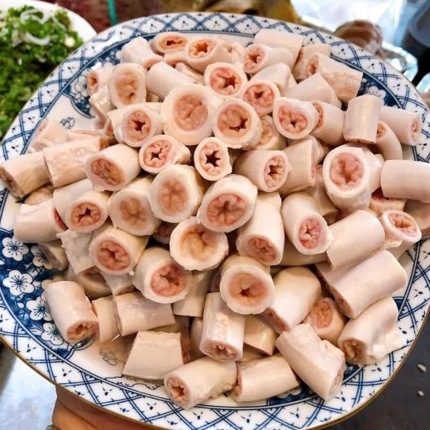 TP HCM v&agrave;o cuộc kiểm tra vụ &ldquo;l&ograve;ng se điếu&rdquo; - Ảnh 1.