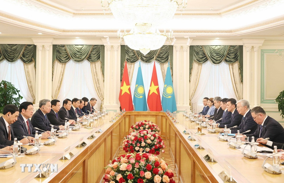 Lễ đ&oacute;n Tổng B&iacute; thư T&ocirc; L&acirc;m v&agrave; Phu nh&acirc;n thăm cấp Nh&agrave; nước Kazakhstan - Ảnh 8.