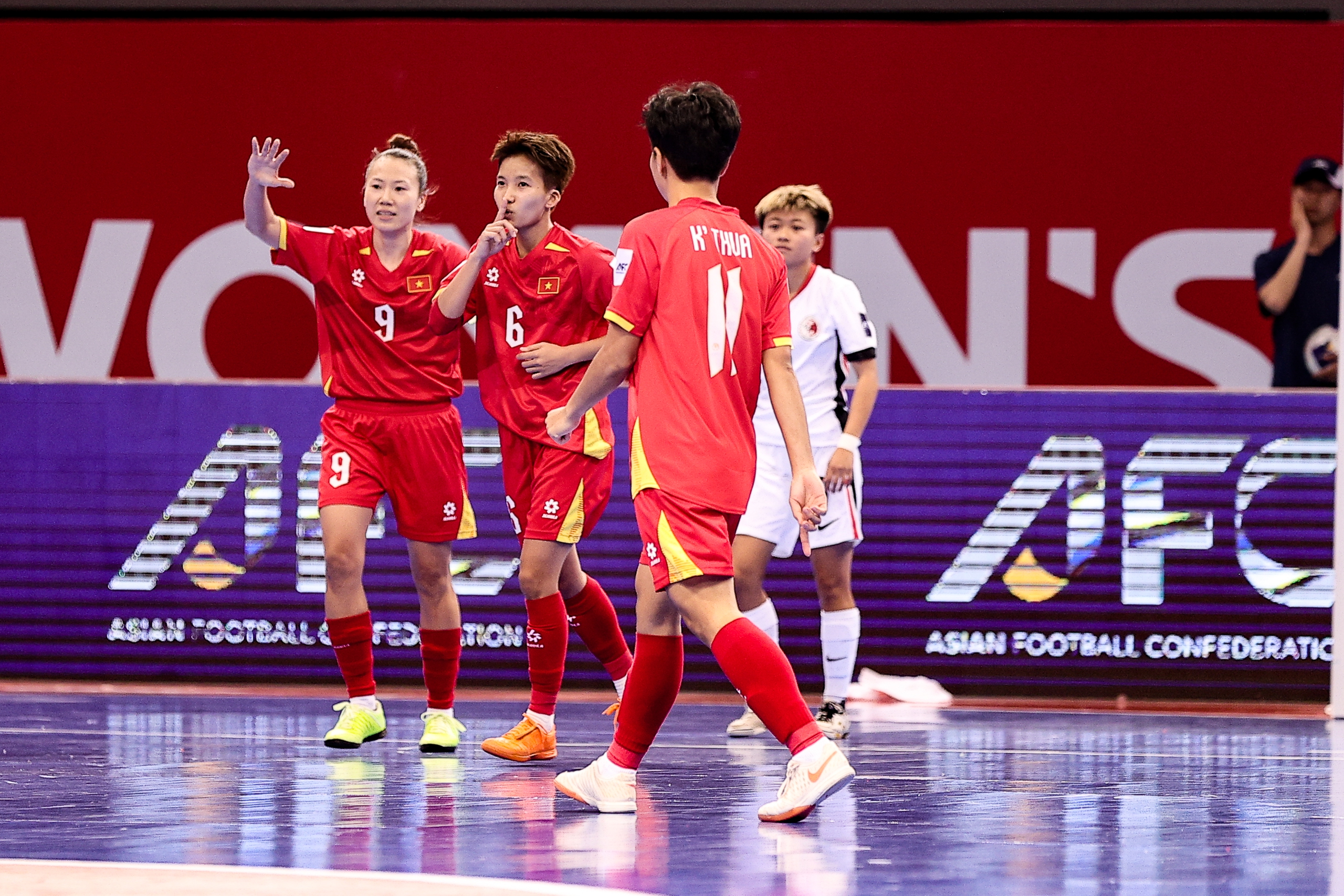 Futsal nữ Việt Nam - Ảnh 1.