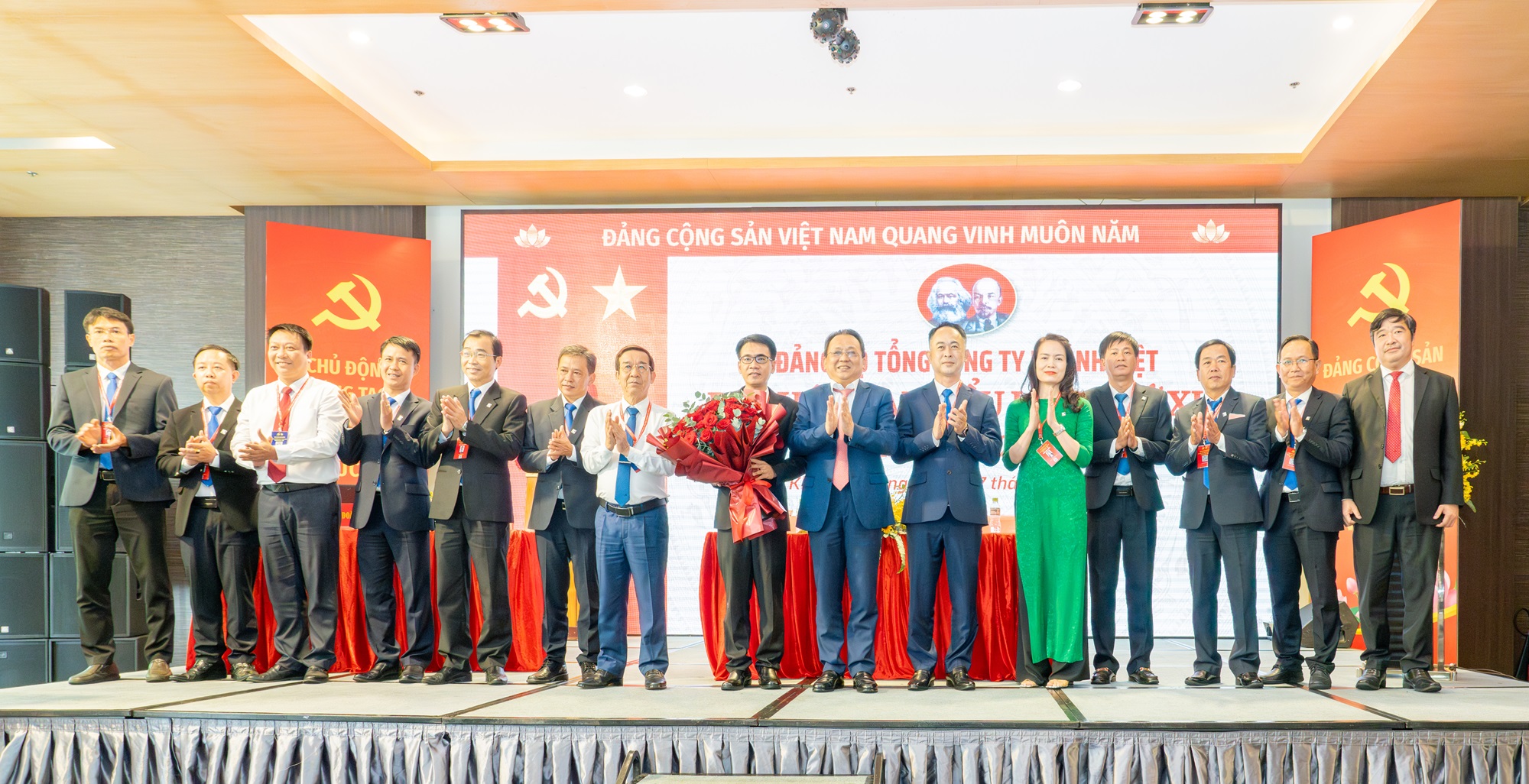 Đảng bộ Tổng c&ocirc;ng ty Kh&aacute;nh Việt đo&agrave;n kết, vững v&agrave;ng vượt qua thử th&aacute;ch- Ảnh 5.