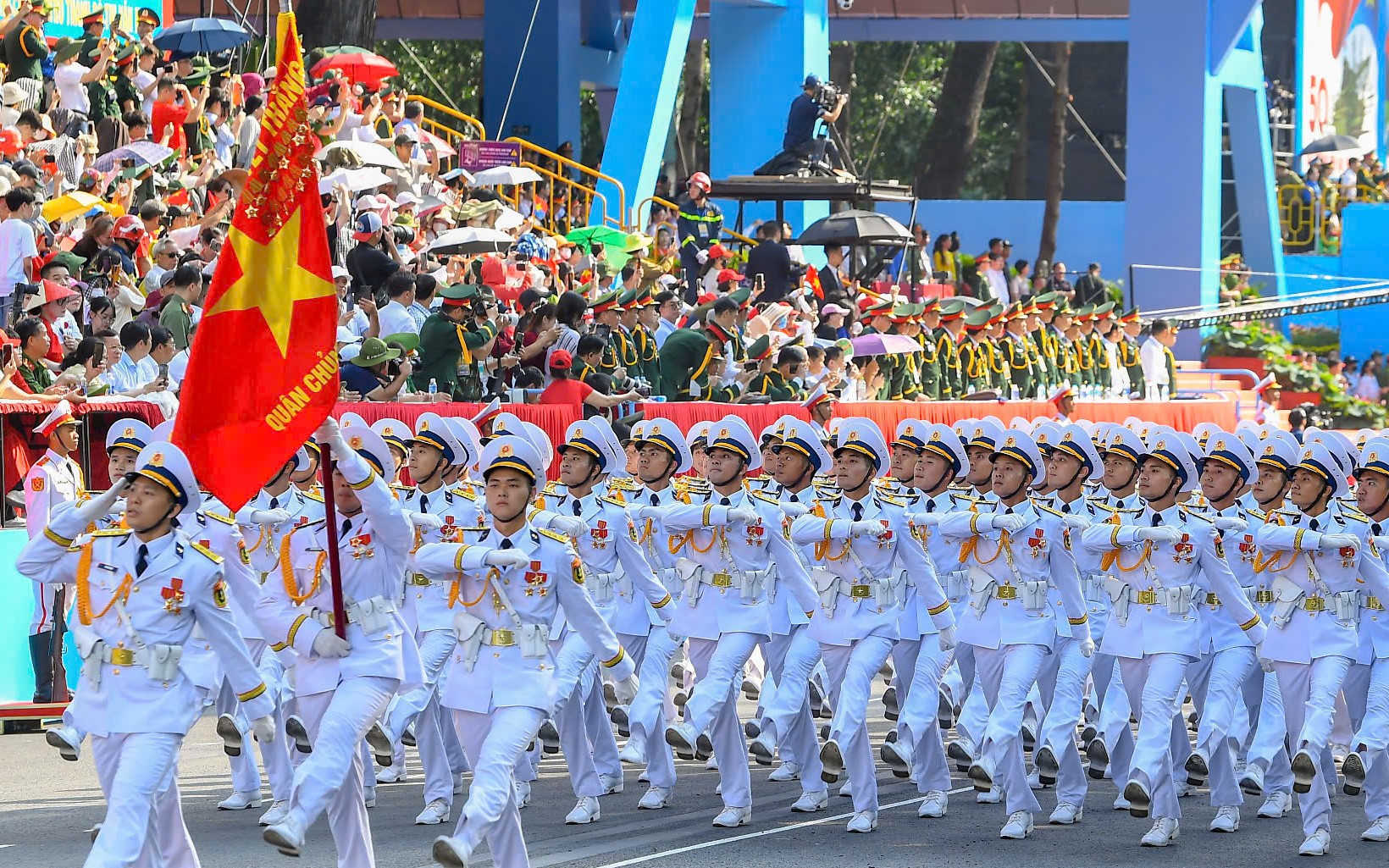 Lời thề giữ biển mãi bất diệt