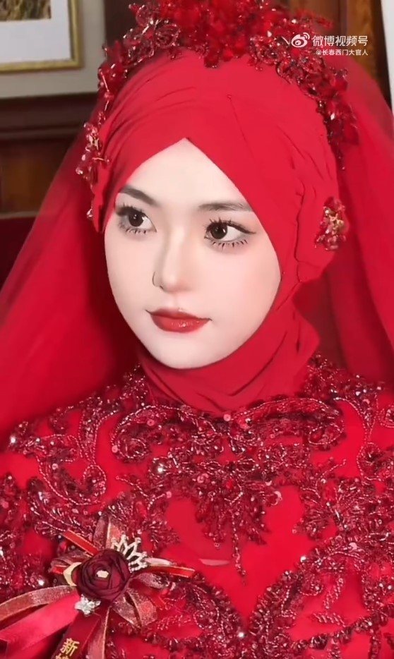 C&ocirc; d&acirc;u bị nghi l&agrave; AI v&igrave; qu&aacute; đẹp  - Ảnh 1.