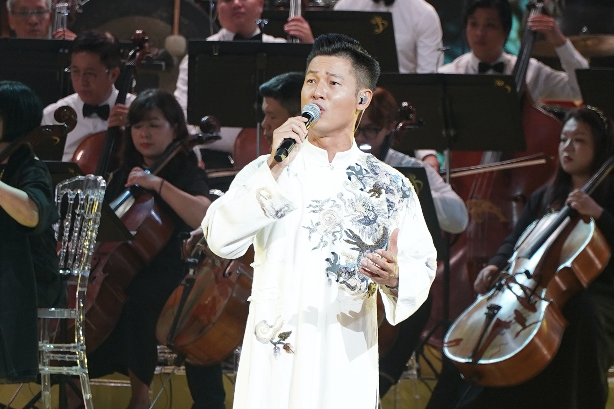 Ho&agrave;nh tr&aacute;ng chương tr&igrave;nh giao lưu &acirc;m nhạc Phật gi&aacute;o quốc tế - Ảnh 6.