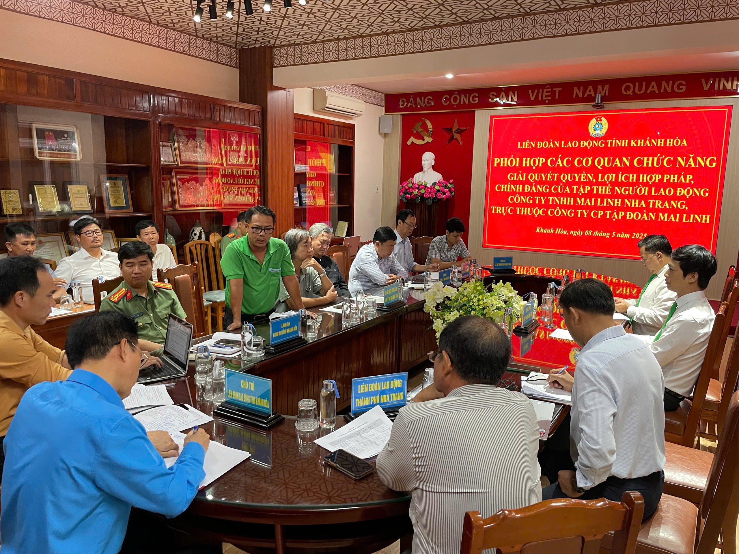 Mai Linh Nha Trang nợ lương và BHXH, tài xế bức xúc- Ảnh 1.