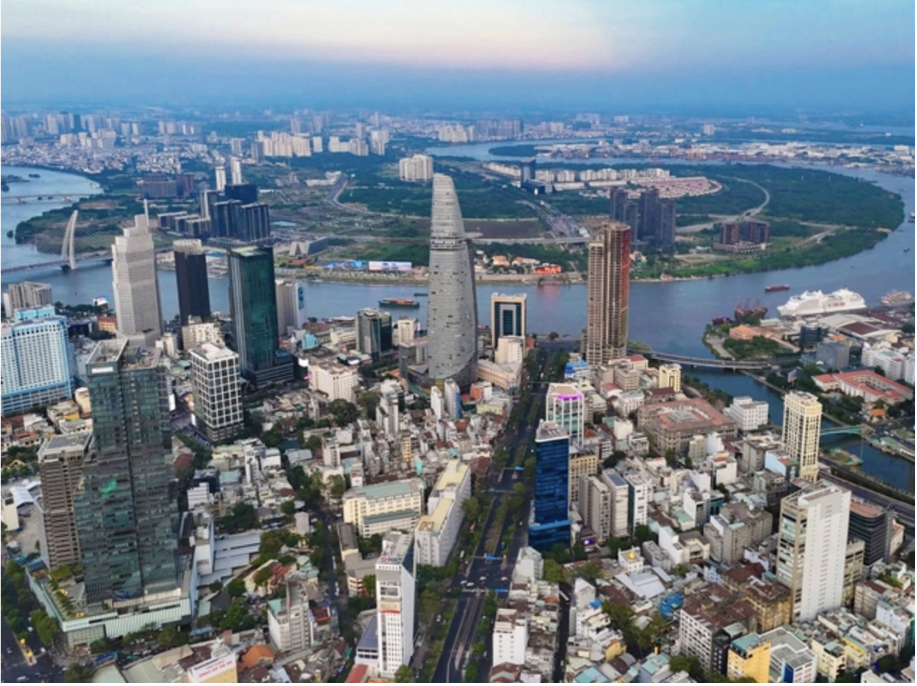 Phó Thủ tướng Thường trực Chính phủ Nguyễn Hòa Bình làm việc với lãnh đạo TP HCM- Ảnh 3.