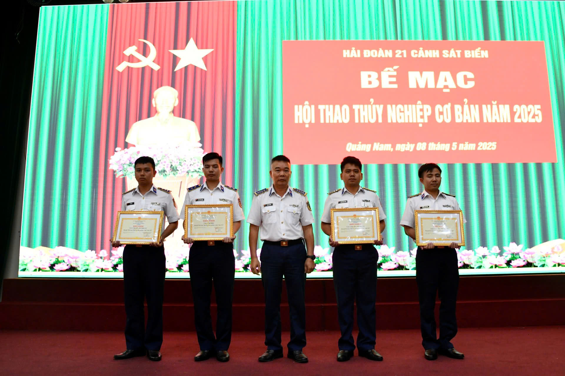 Hải đo&agrave;n 21 tổ chức th&agrave;nh c&ocirc;ng Hội thao thủy nghiệp cơ bản năm 2025- Ảnh 3.