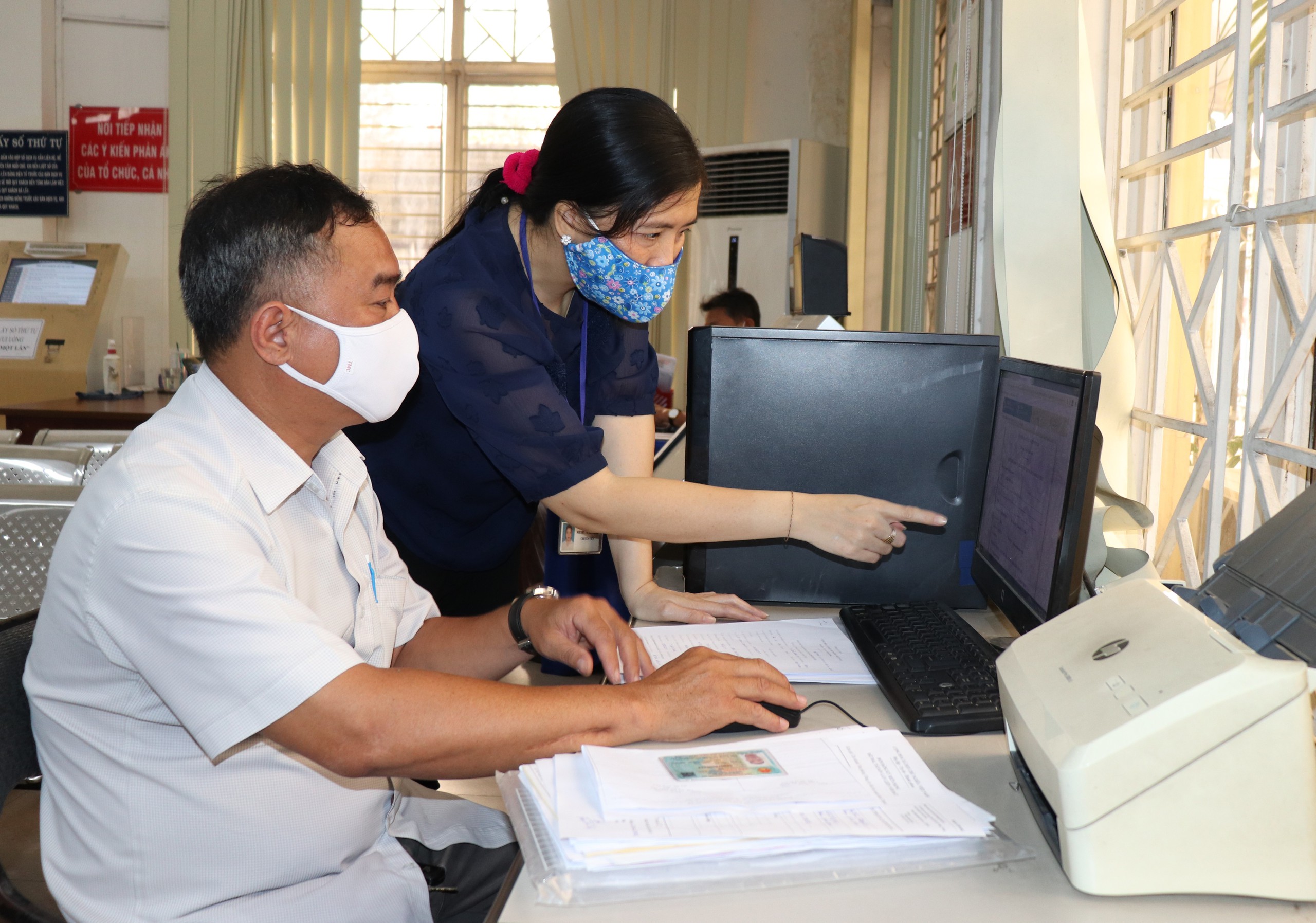 Không có bằng chính quy, công chức xã có bị tinh giản biên chế khi sắp xếp?- Ảnh 1.