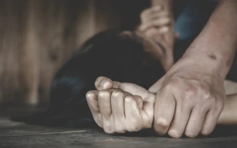 Gã đàn ông 59 tuổi làm chuyện đồi bại với cụ bà gần 100 tuổi ở Bình Dương