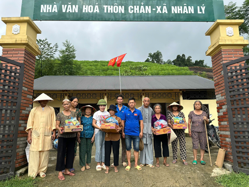 Vị thượng tọa có tấm lòng cao quý - Ảnh 2.