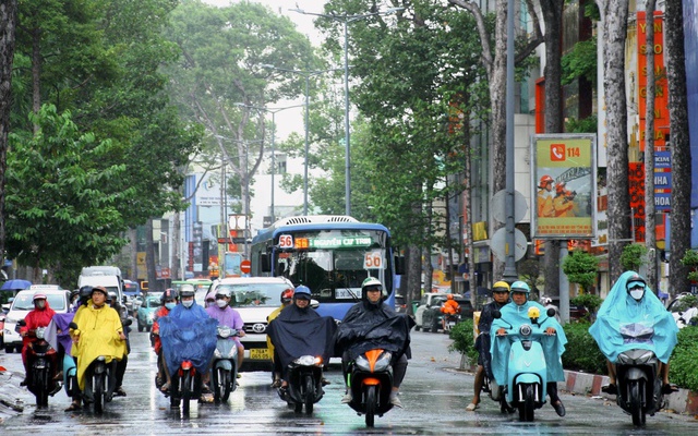 Thời tiết TP HCM hôm nay: Cần chú ý thời gian từ 9 đến 14 giờ