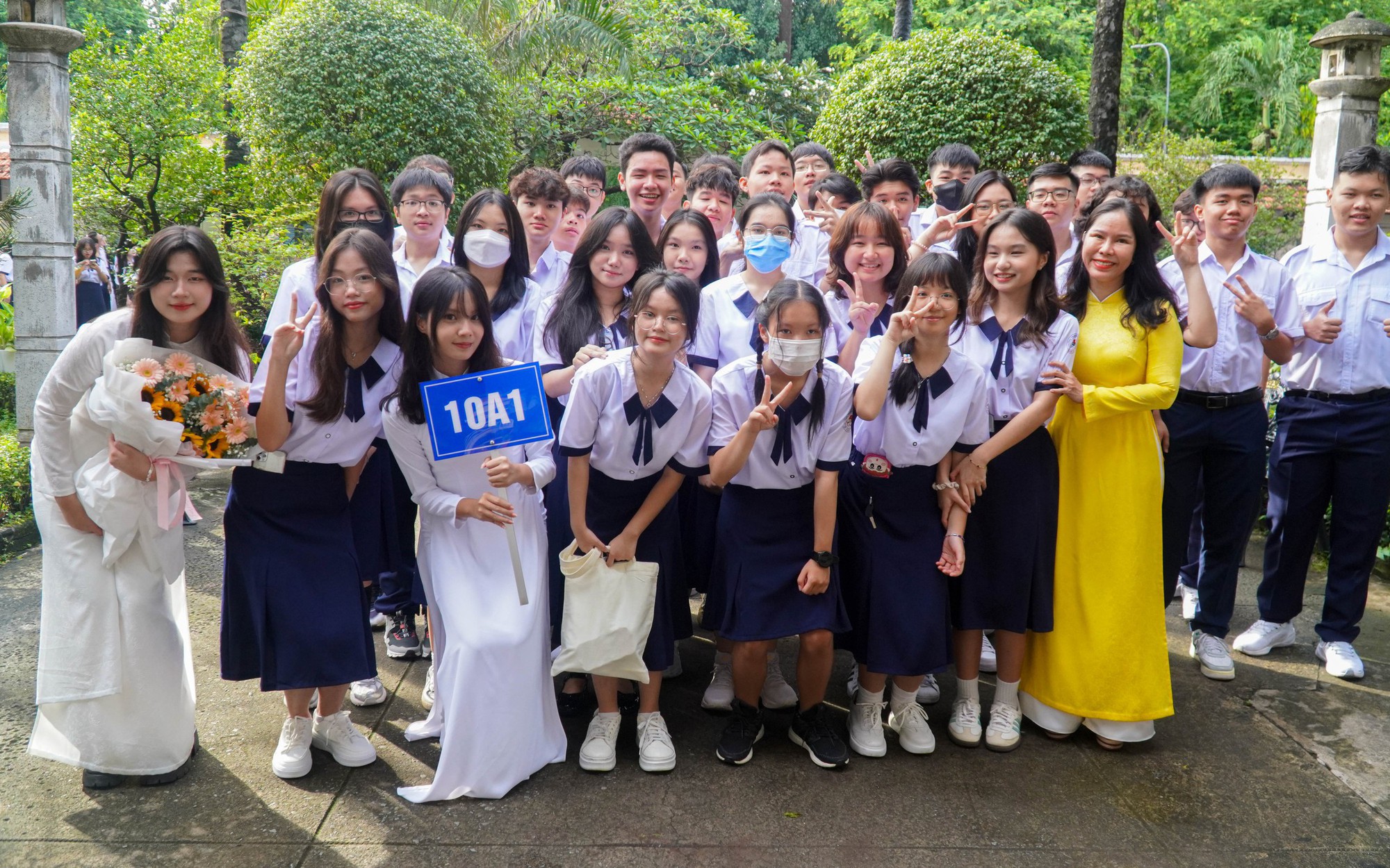 Ngày quốc tế Thiếu nhi (1-6): Chăm sóc "búp trên cành"