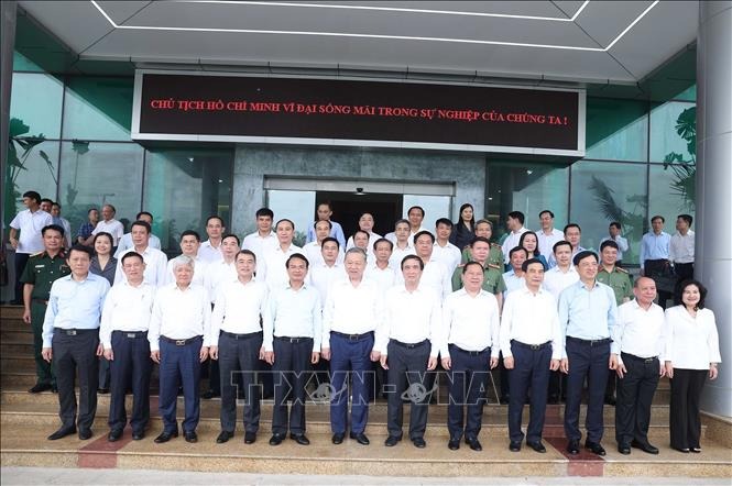 Tổng Bí thư Tô Lâm: Tỉnh Phú Thọ mới không đánh đổi môi trường, văn hóa, an sinh lấy tăng trưởng- Ảnh 3.