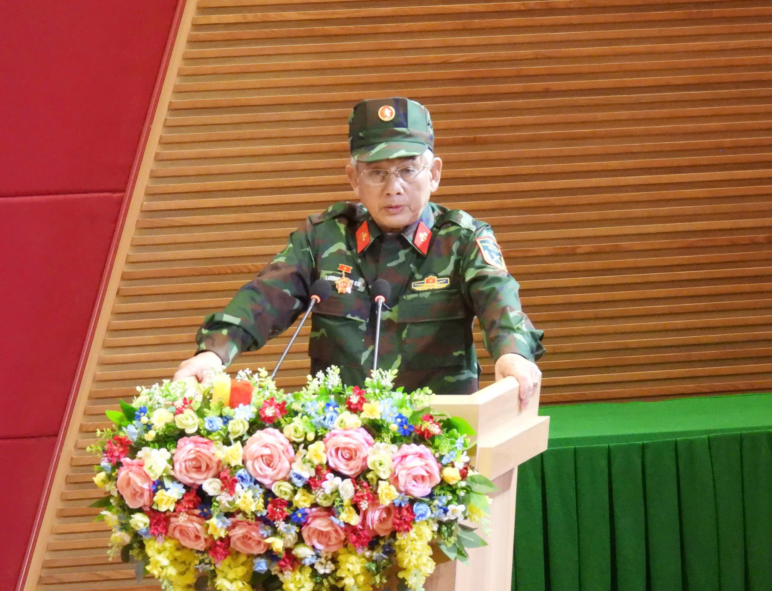Trường ĐH Cửu Long khai giảng kh&oacute;a gi&aacute;o dục quốc ph&ograve;ng v&agrave; an ninh cho sinh vi&ecirc;n - Ảnh 2.