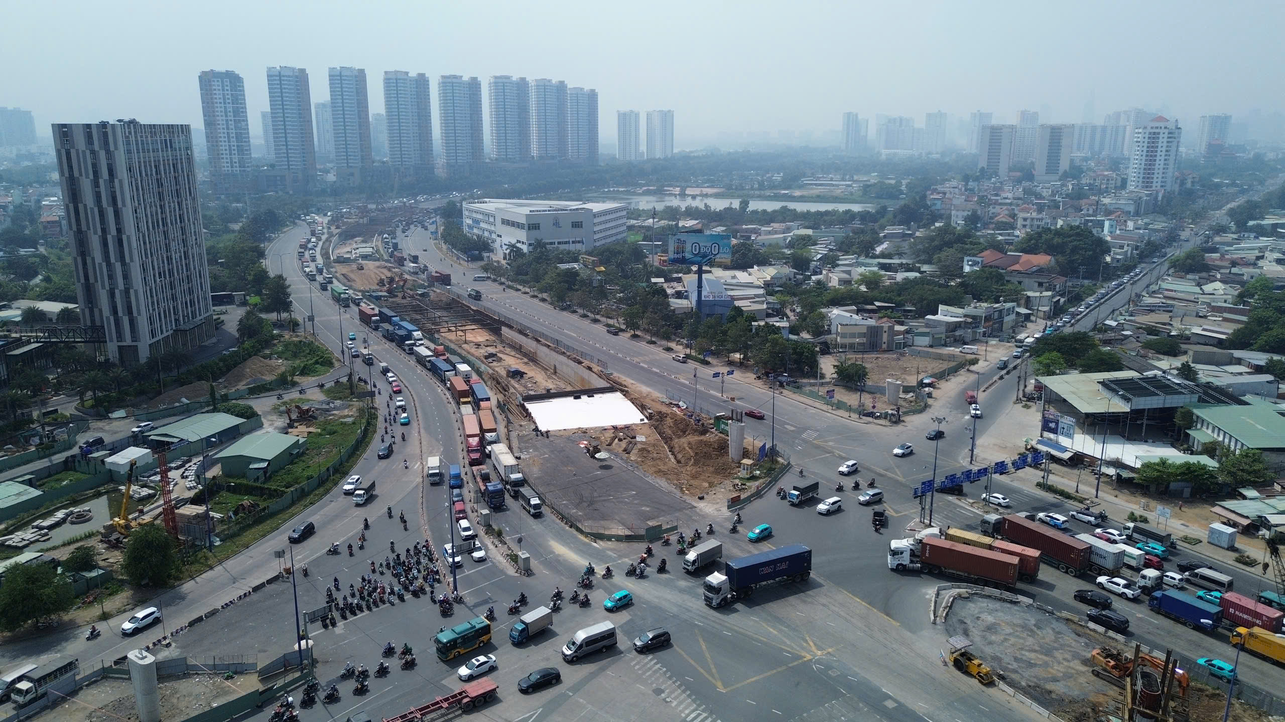 Hơn 22.000 m² đất đang “níu chân” hai dự án lớn của TP Thủ Đức- Ảnh 1.