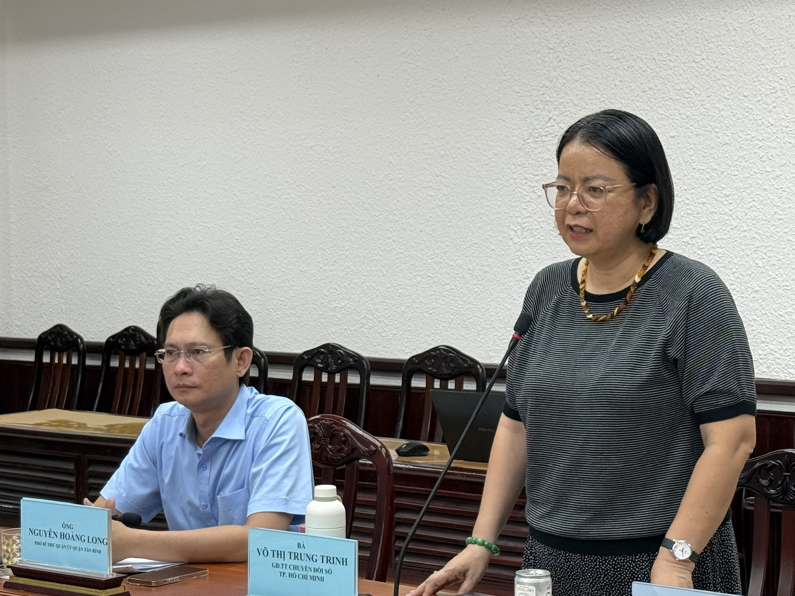 Cận cảnh buổi vận h&agrave;nh thử nghiệm hoạt động của phường mới sau sắp xếp tại TP HCM - Ảnh 6.