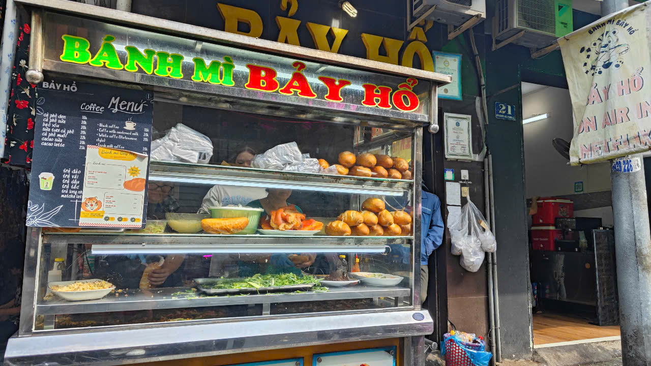 Ổ b&aacute;nh m&igrave;, t&ocirc; phở rục rịch tăng gi&aacute; 2.000 &ndash; 5.000 đồng - Ảnh 2.