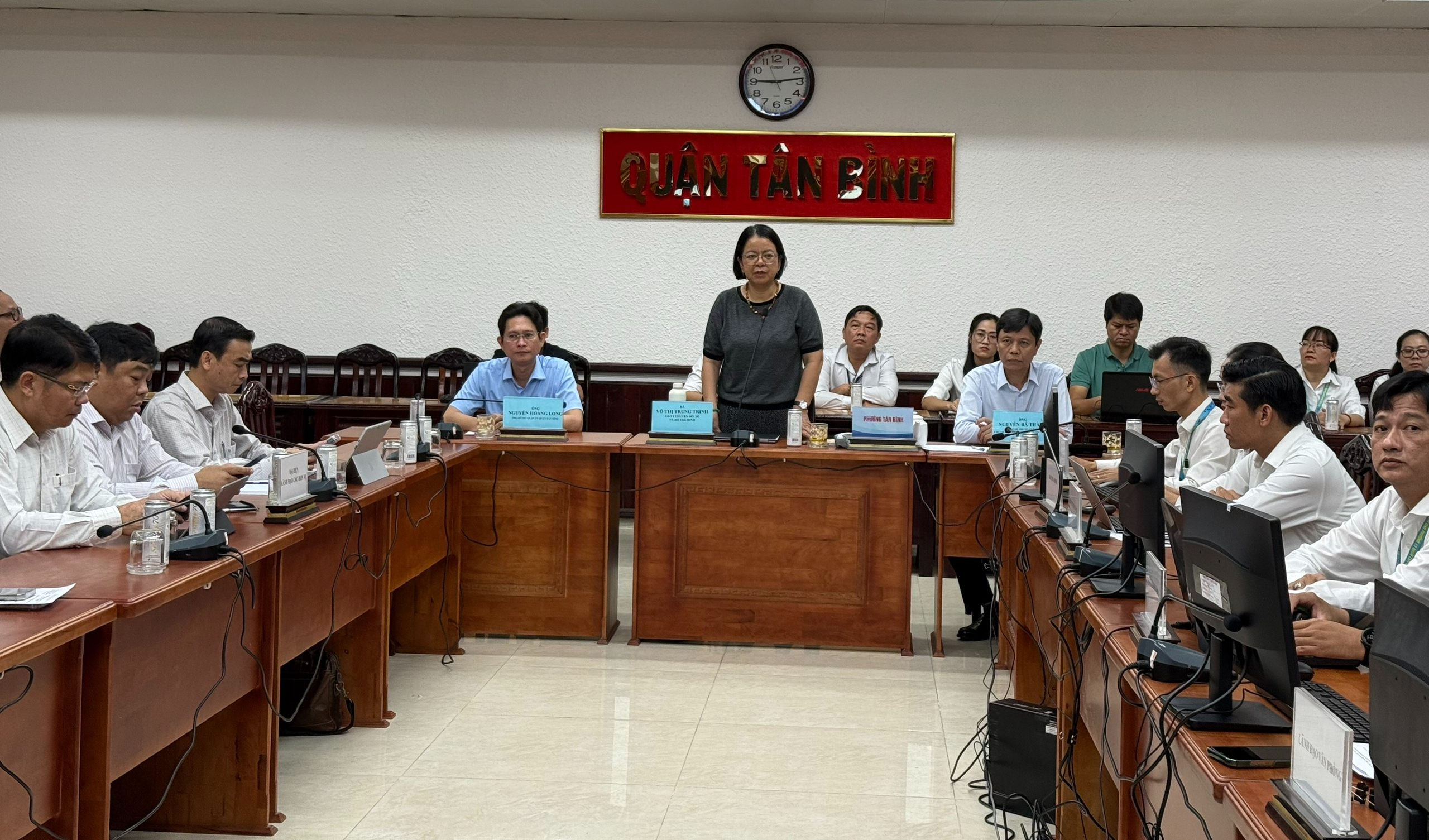 Cận cảnh buổi vận h&agrave;nh thử nghiệm hoạt động của phường mới sau sắp xếp tại TP HCM - Ảnh 2.