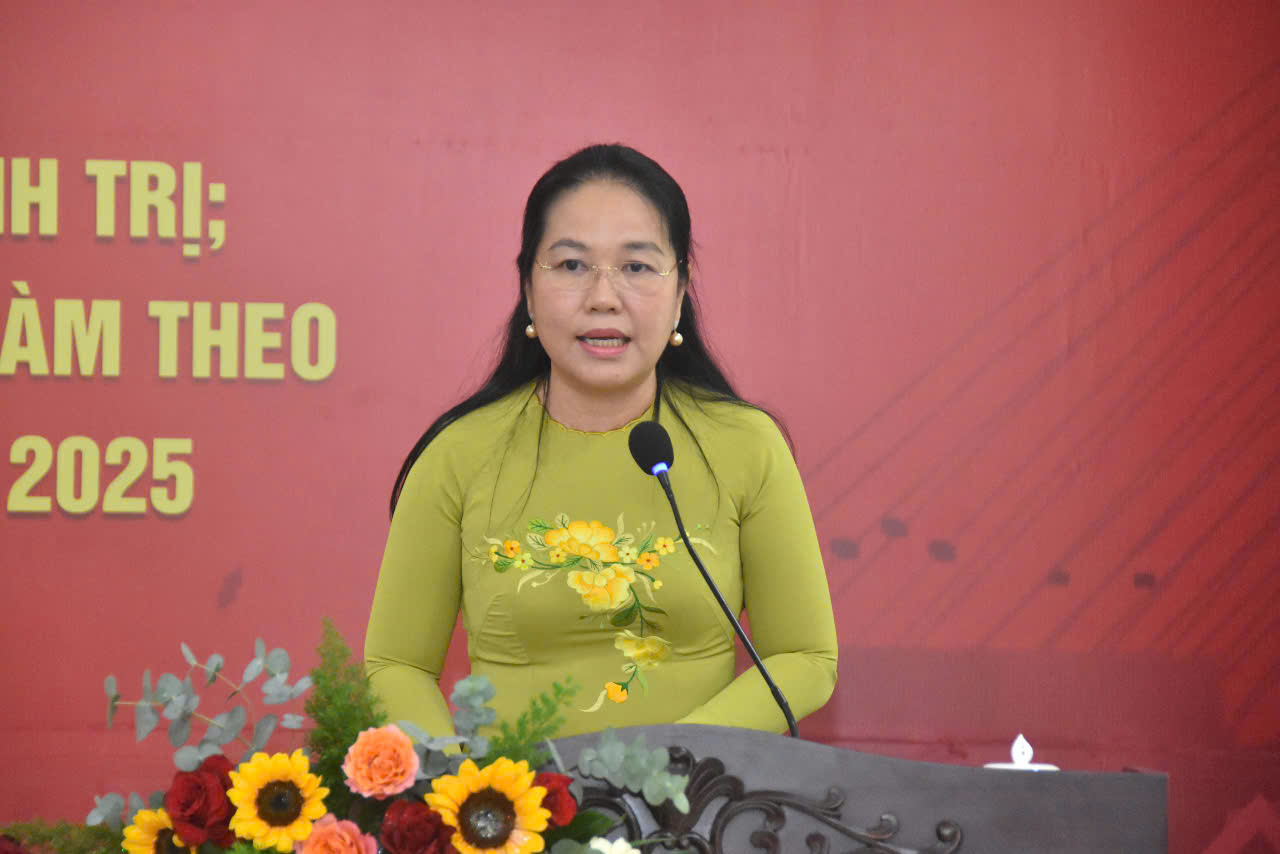 TP HCM: Tuyên dương 102 điển hình học Bác- Ảnh 1.